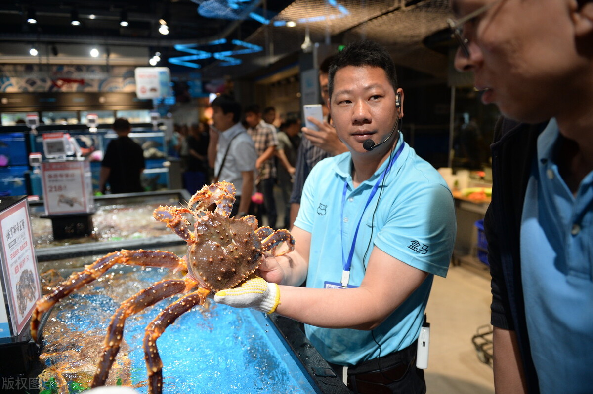 马云：新零售才是未来！传统实体店该何去何从？